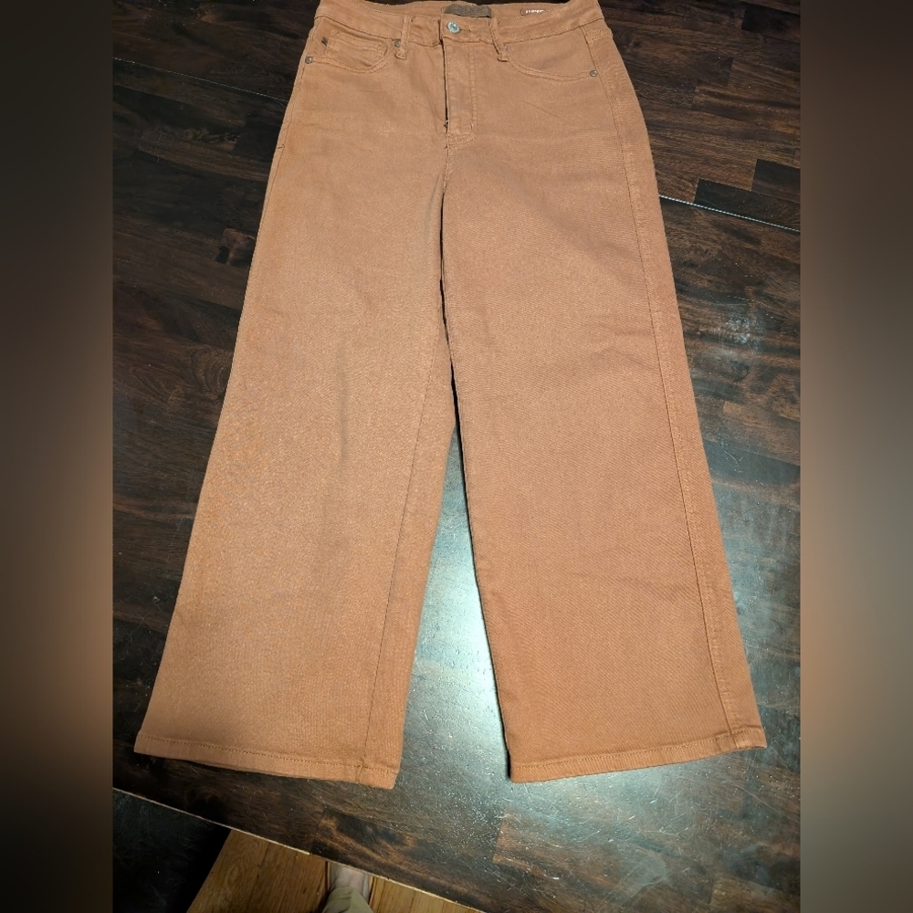 Judy Blue Tummy Control Wide-Leg Cropped Jeans, Camel. Women's 28